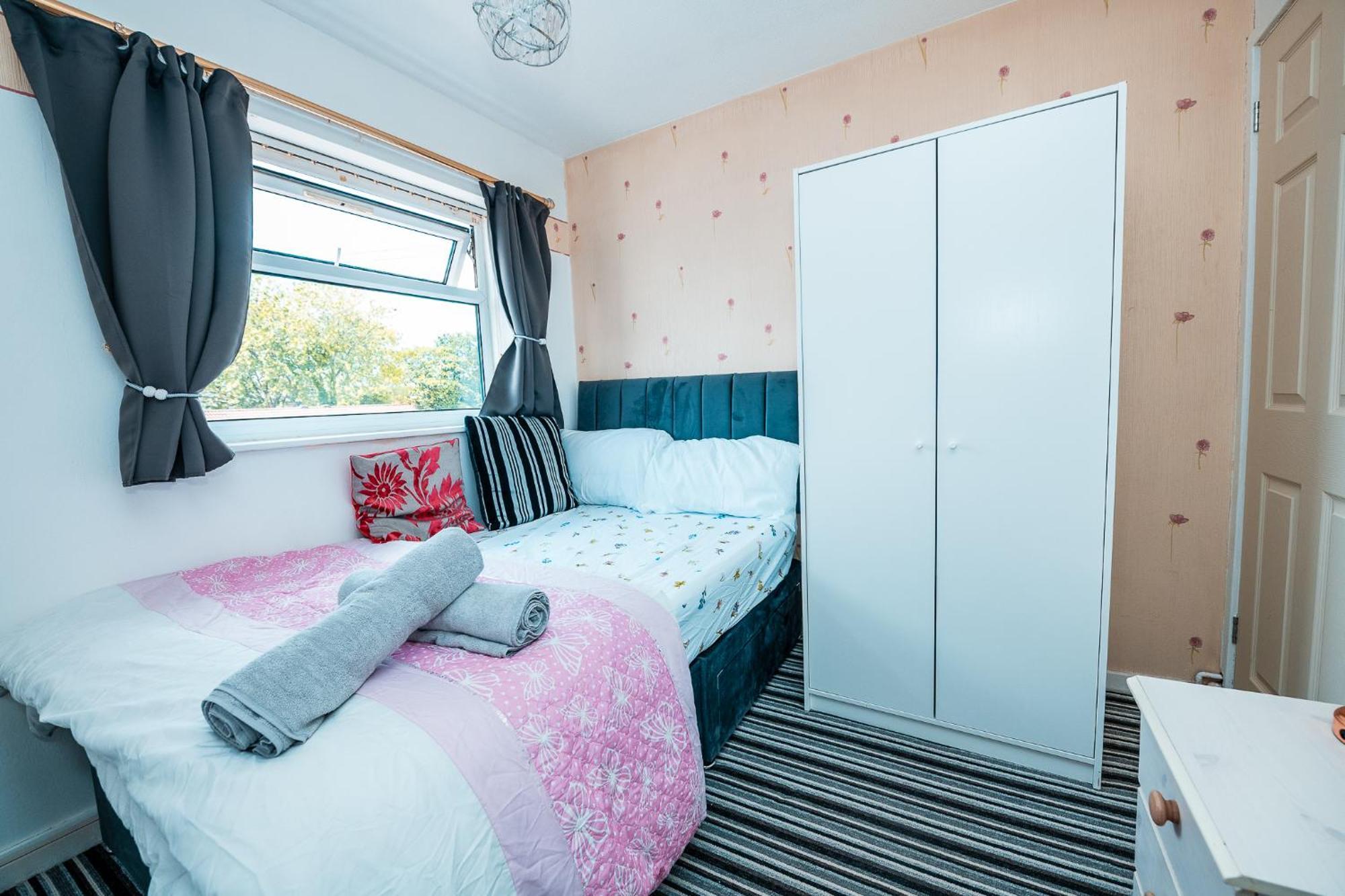 Retreat For Families Workers Contractors And Event Goers Holiday home