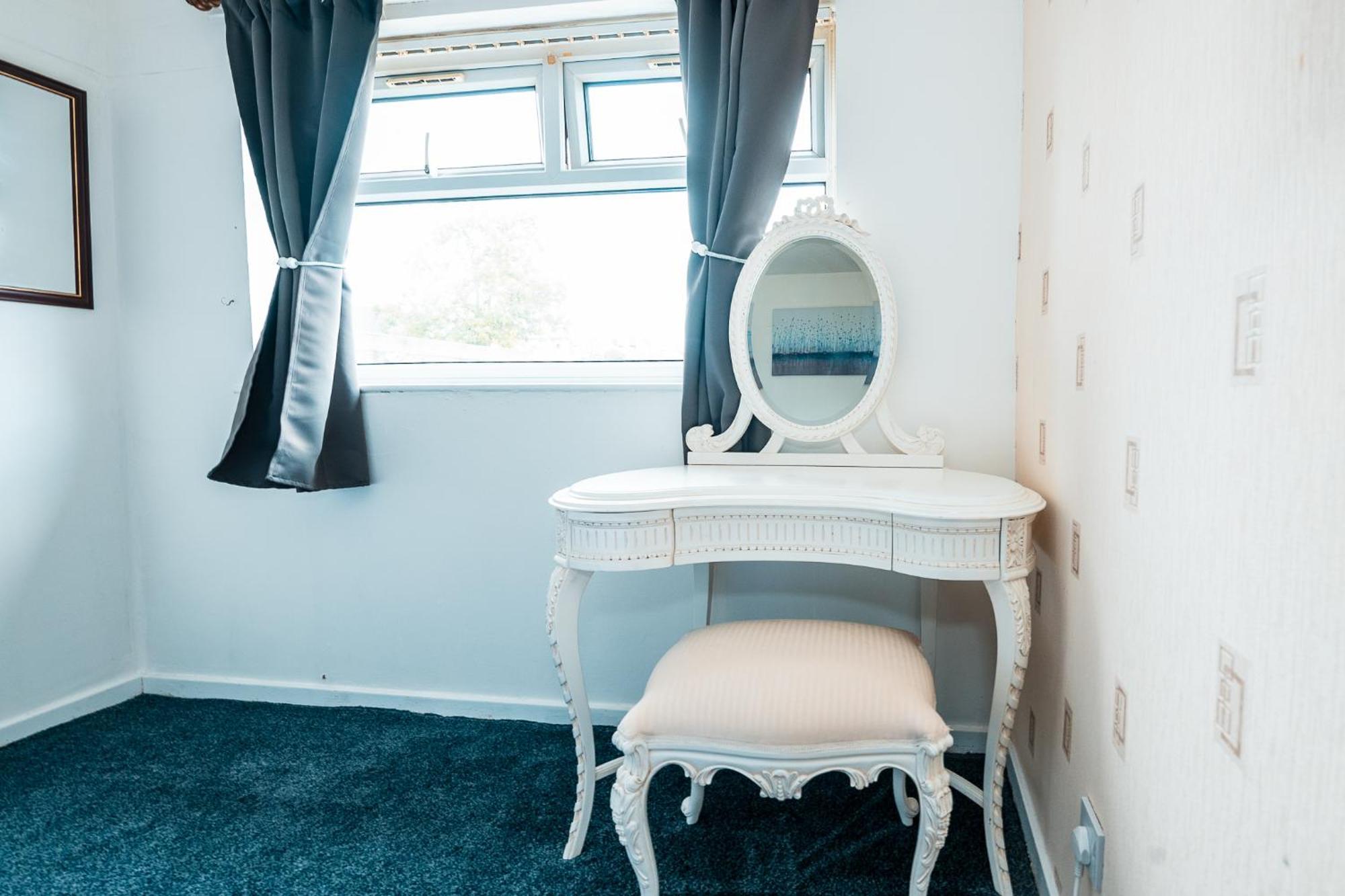 Retreat For Families Workers Contractors And Event Goers * Manchester
